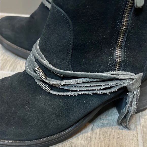 Bos & Co Black suede Ankle Boots  with double zipper closure, EUR 41 - Picture 8 of 12